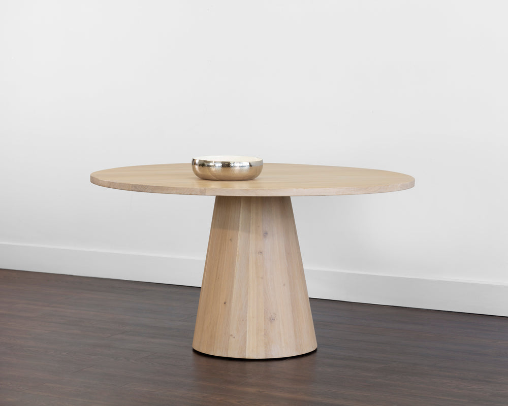 Elina Dining Table Round - Light Oak - 54"
