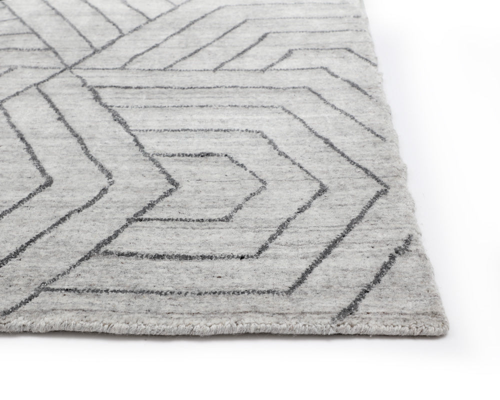 Mazey Handloomed Rug  Grey  8' X 10'