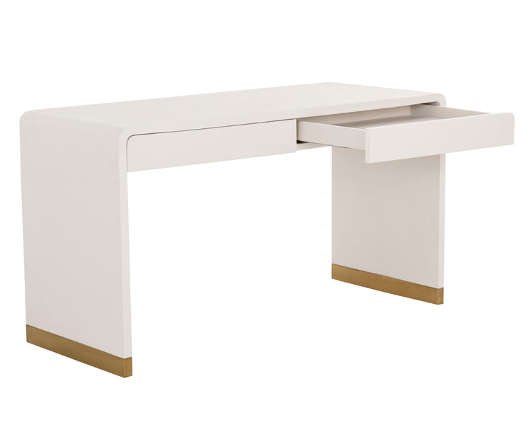 Ilona Desk