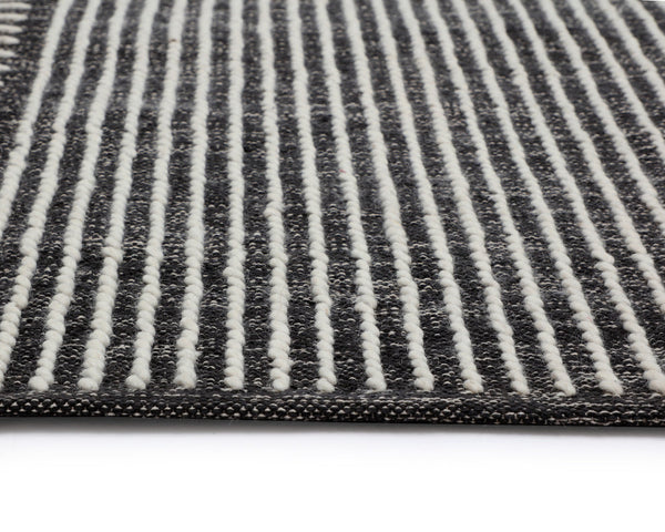 Serene Handwoven Rug  Black / White 9' X 12'
