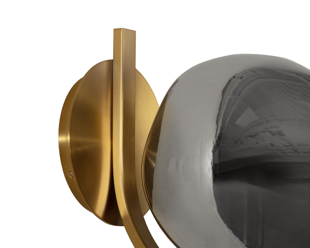 Dionis Sconce
