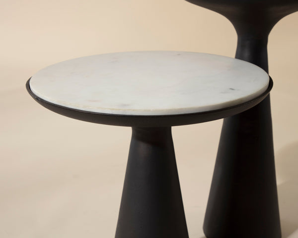 Chizu Nesting End Tables (Set Of 2)