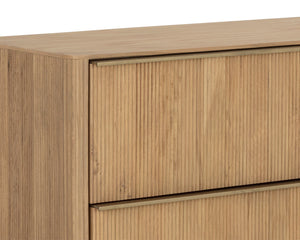 Kalla Dresser