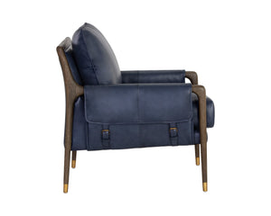 Mauti Armchair  Distressed Brown