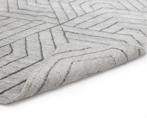 Mazey Handloomed Rug  Grey  8' X 10'