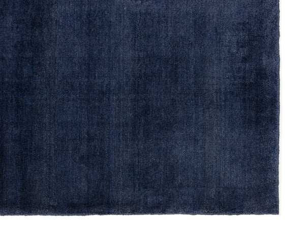 Alaska Handloomed Rug  Navy  8' X 10'