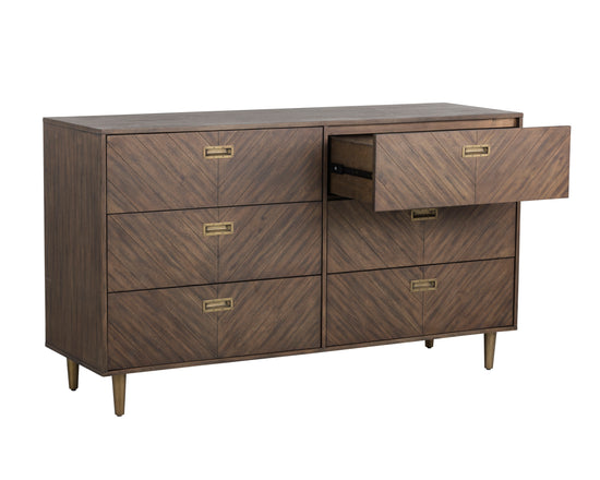 Greyson Dresser