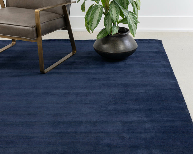 Alaska Handloomed Rug  Navy  5' X 8'