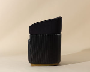 Genval Wheeled Lounge Chair