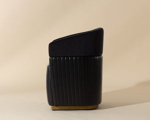 Genval Wheeled Lounge Chair