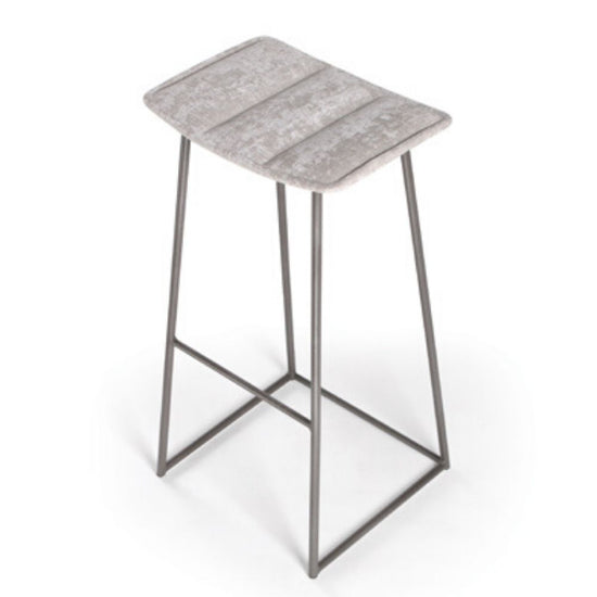 Palmo Stool