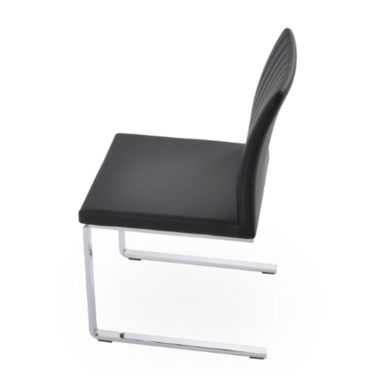 Zeyno Flat Chair