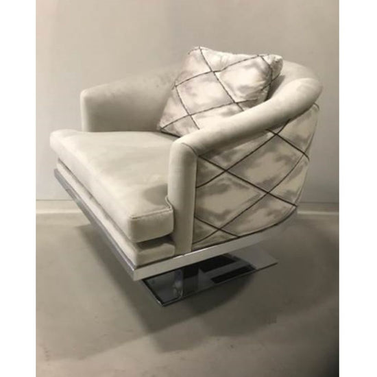 Oceana Swivel Lounge Chair