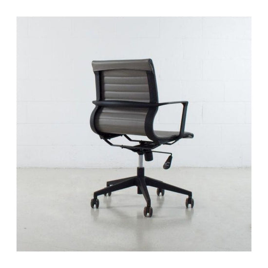 Lowback Nylon Frame Office Chair