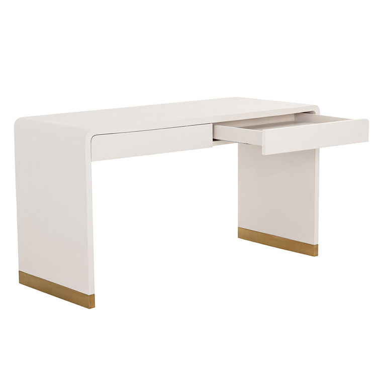 Ilona Desk